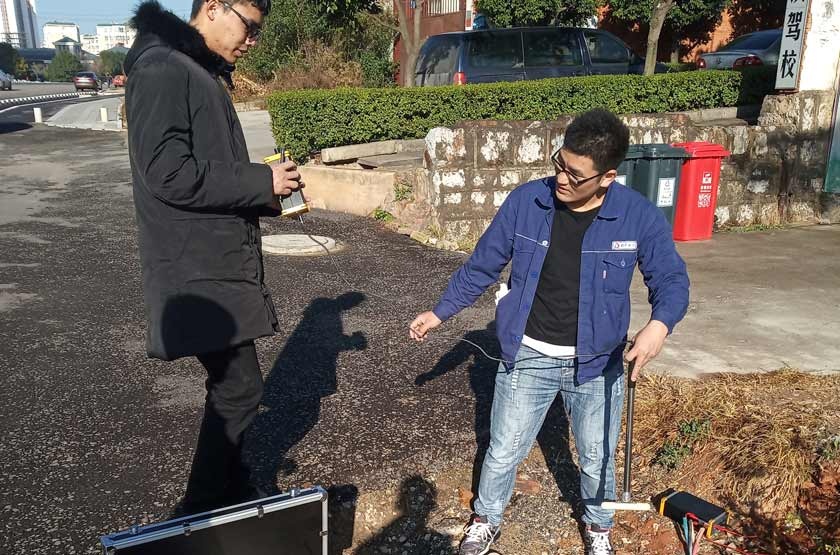 国电西高为昆明客户调试电缆故障测试设备 国电西高为昆明客户调试电缆故障测试设备